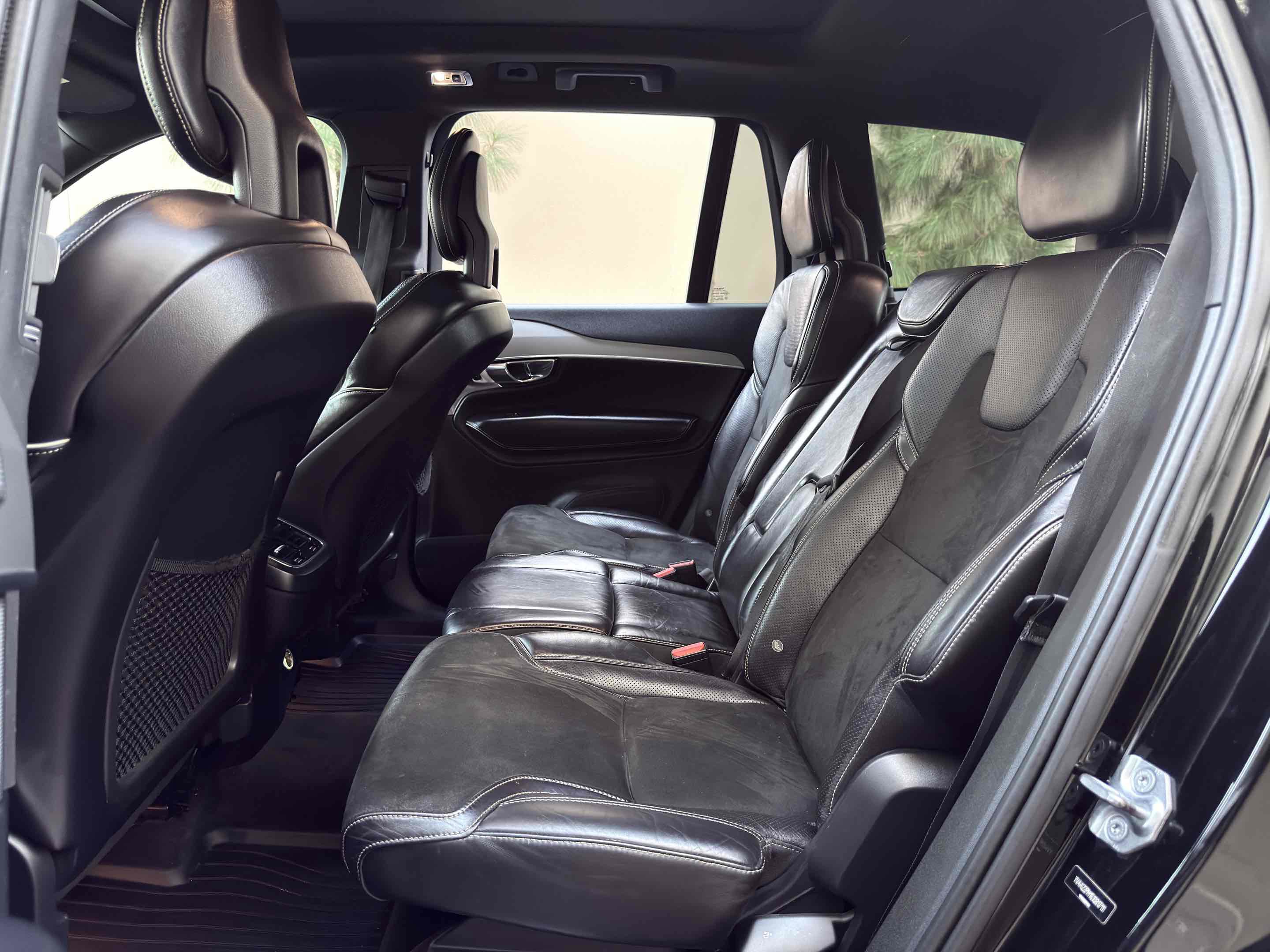 Used 2016 Volvo XC90 T6 R-Design w/ Vision Package image 97