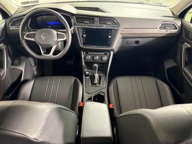 Used 2024 Volkswagen Tiguan Wolfsburg Edition image 18
