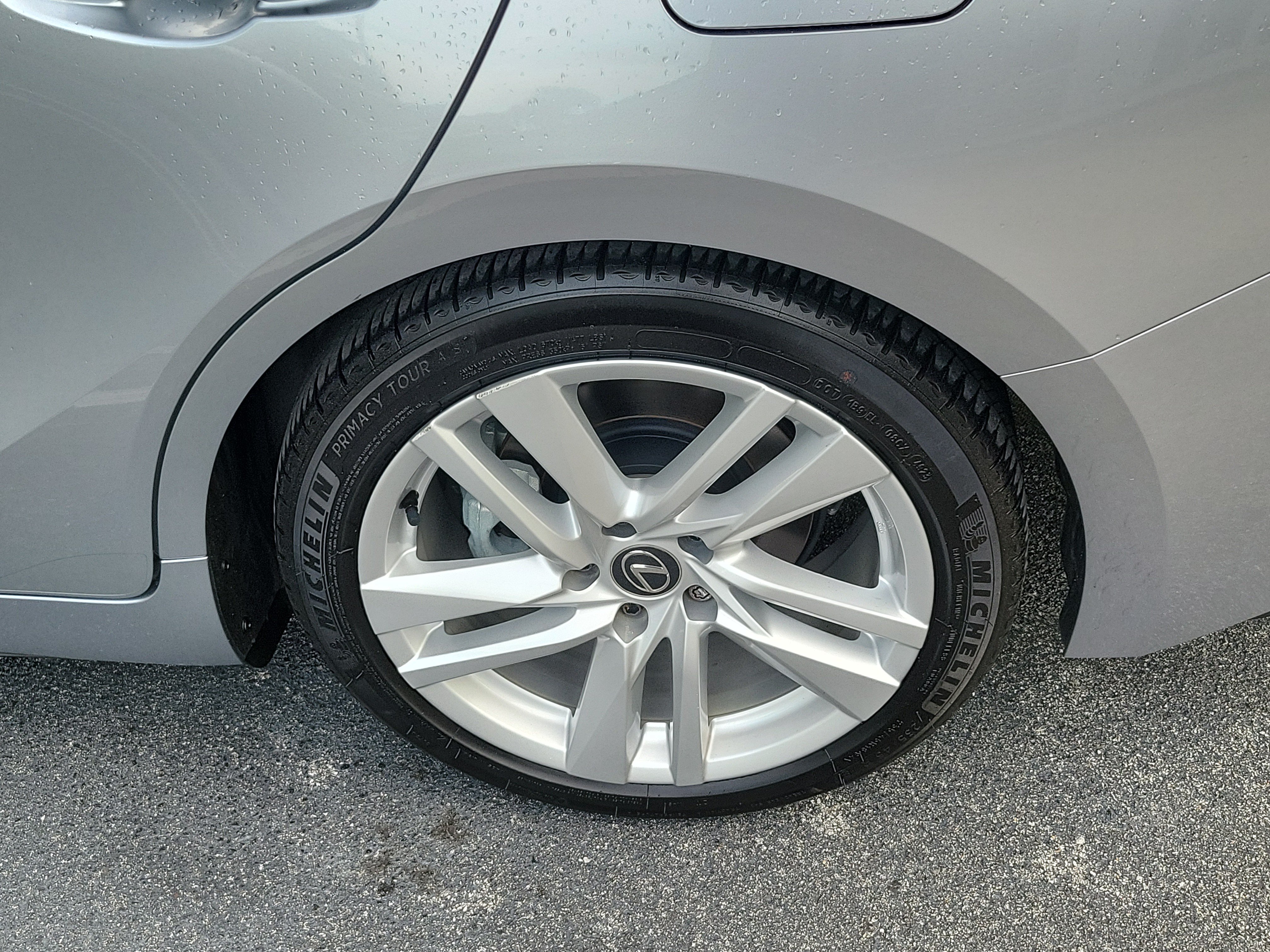 Used 2025 Lexus IS 300 w/ Comfort Package RWD image 5