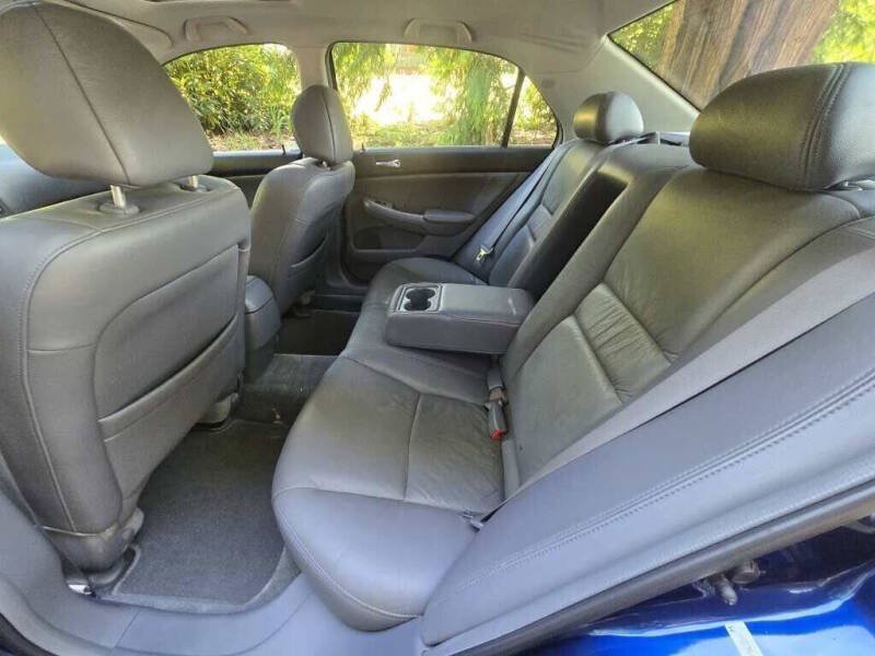 Used 2004 Honda Accord EX image 16
