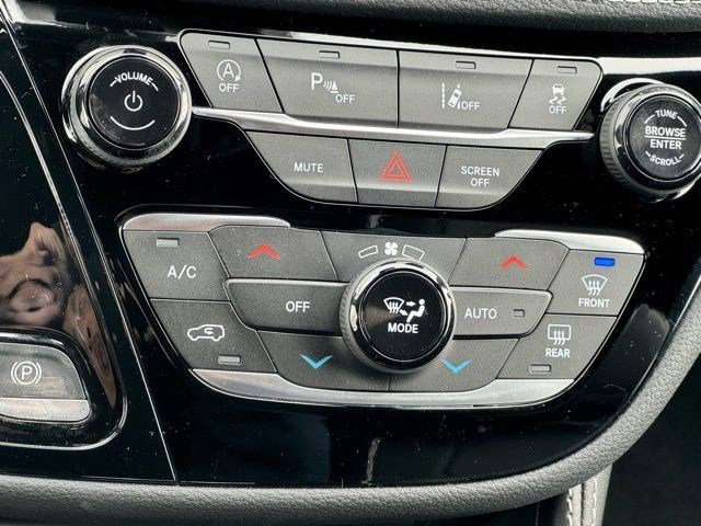 New 2026 Chrysler Pacifica Limited w/ S Appearance Package image 21