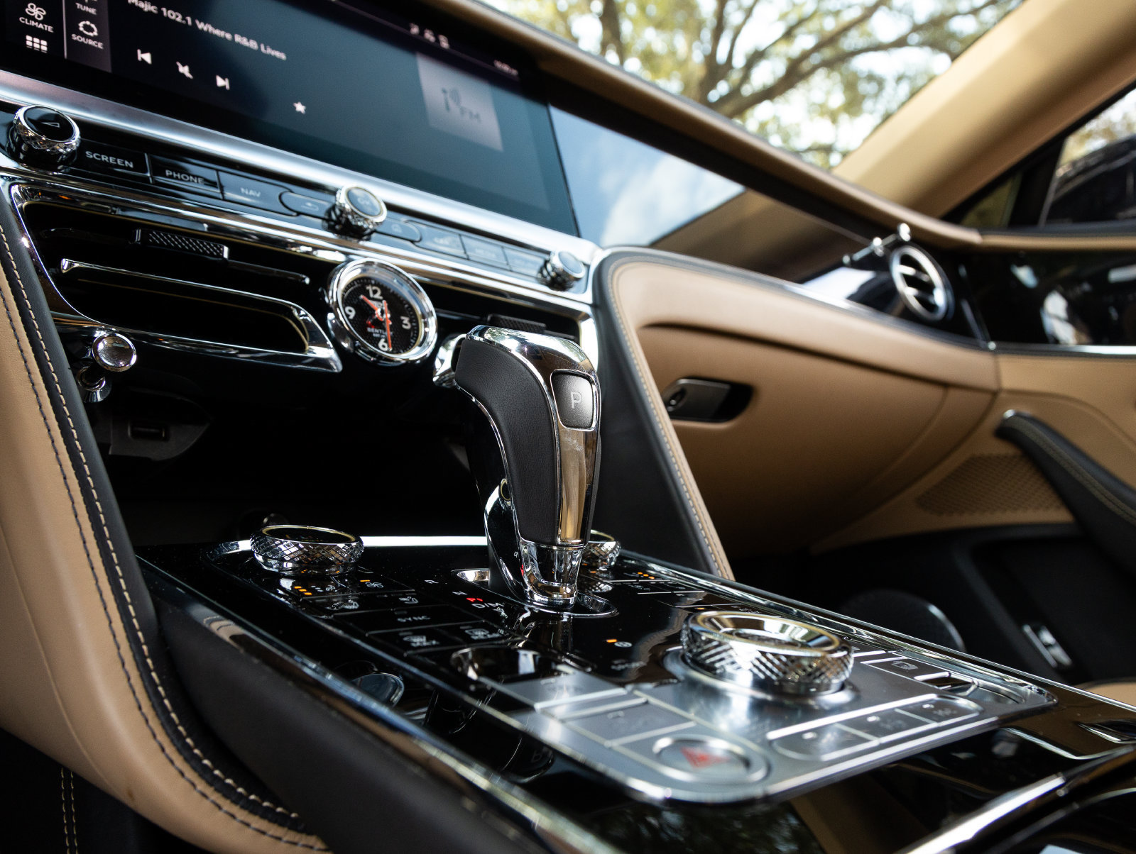 Used 2022 Bentley Flying Spur V8 AWD/4WD image 29