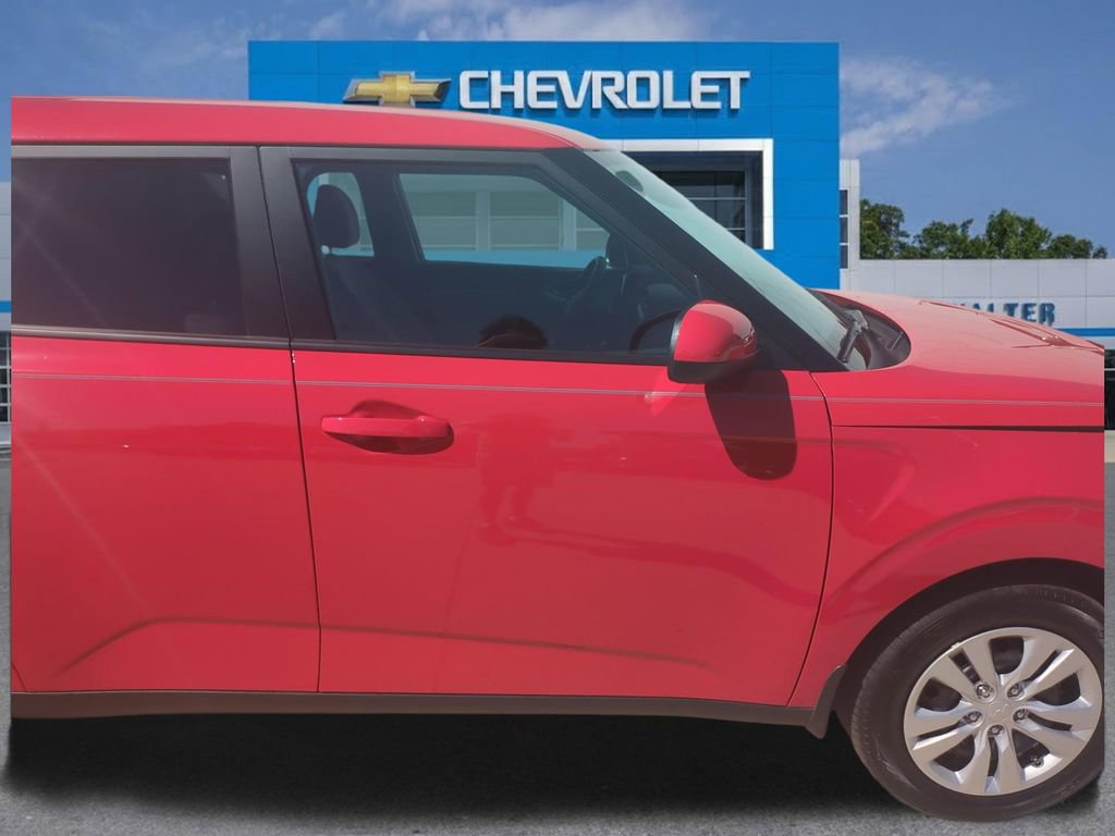 Used 2024 Kia Soul LX FWD image 32