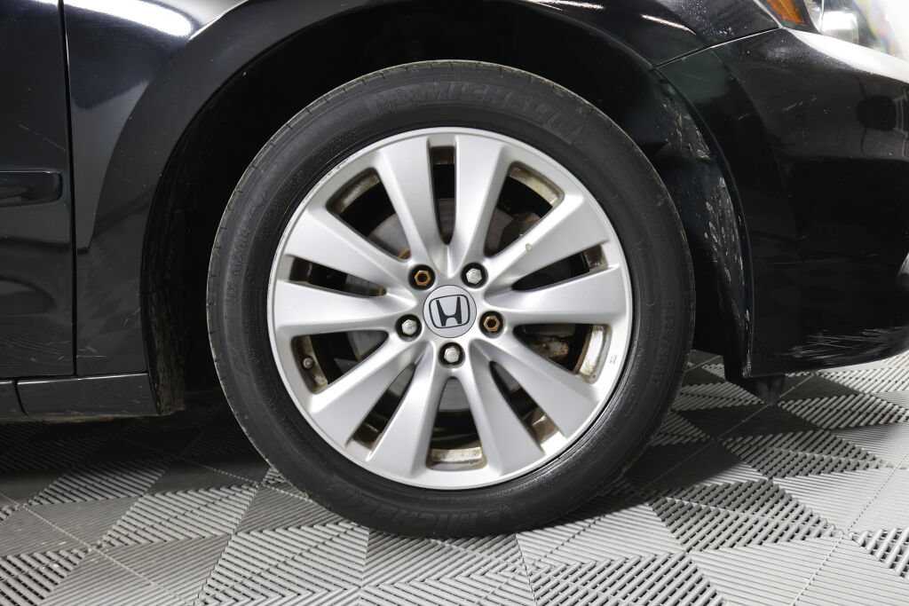 Used 2012 Honda Accord EX image 2