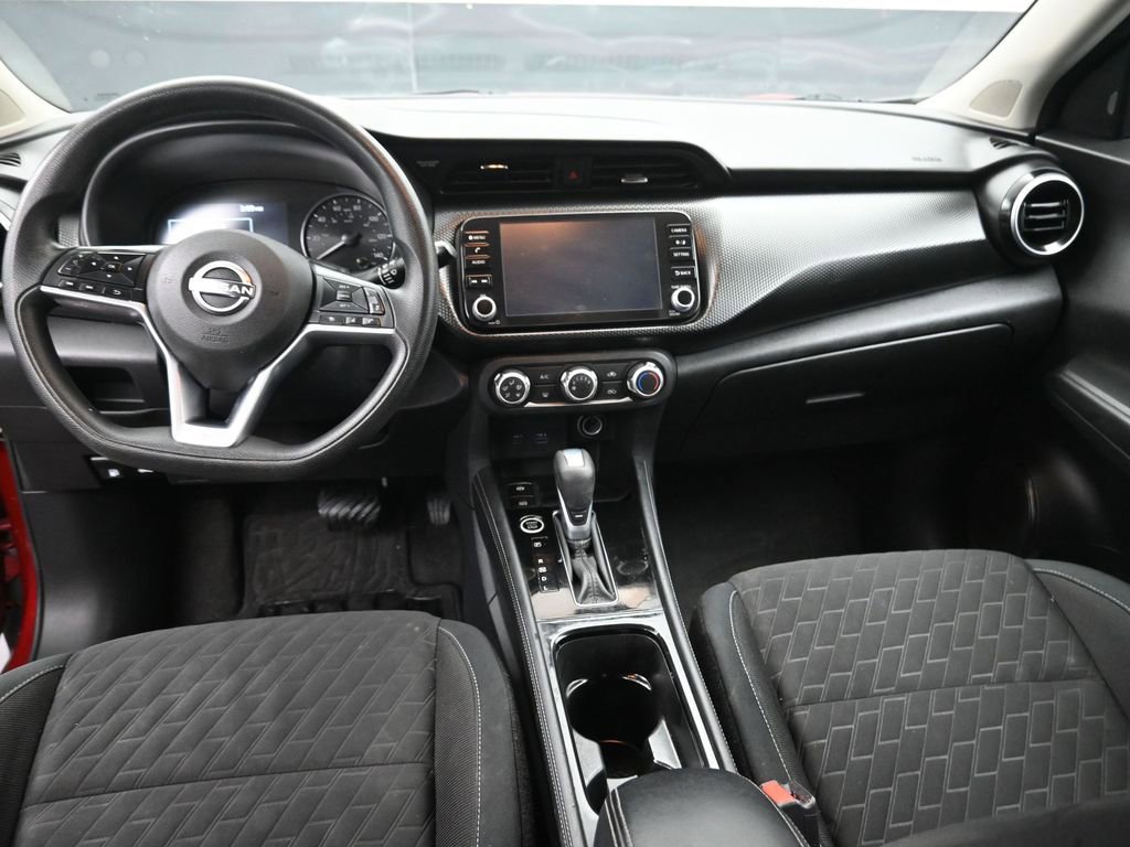 Used 2023 Nissan Kicks SV FWD image 10