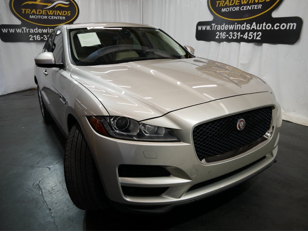 Used 2017 Jaguar F-PACE Premium AWD/4WD image 1