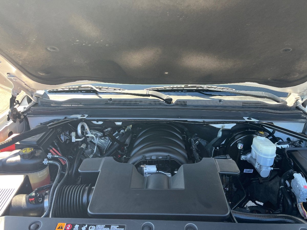 Used 2019 Chevrolet Suburban LT RWD image 42