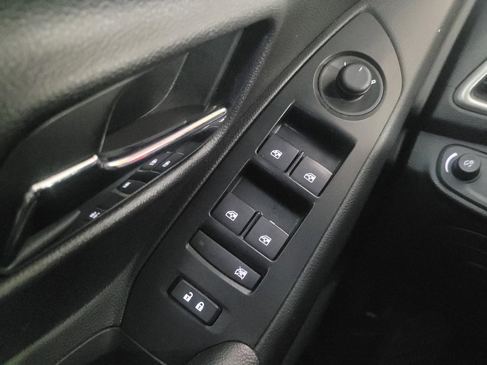 Used 2020 Chevrolet Trax LS w/ Tint and Cruise Package FWD image 27