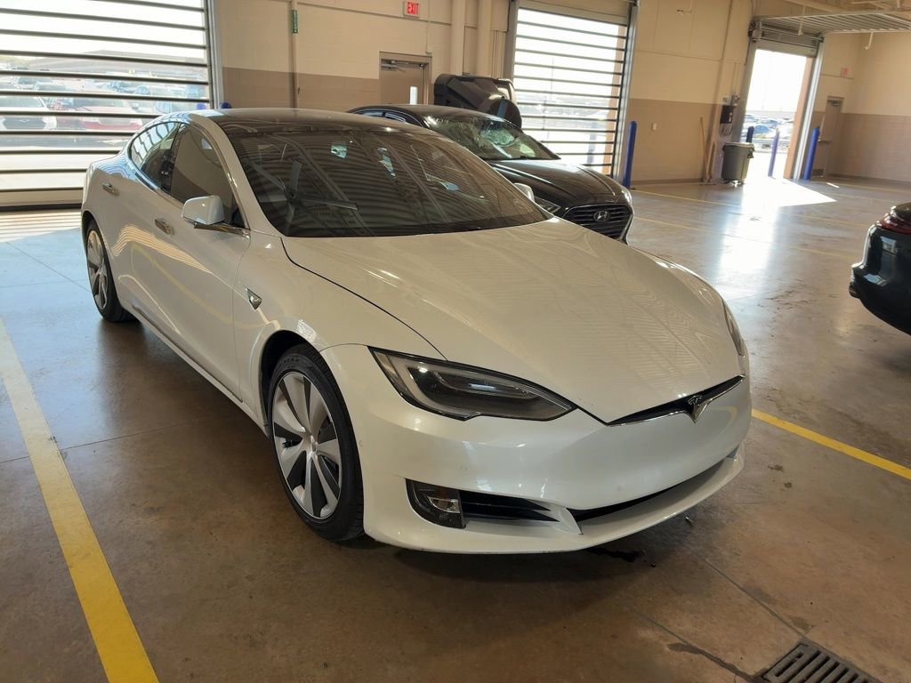 Used 2021 Tesla Model S Long Range Plus image 2