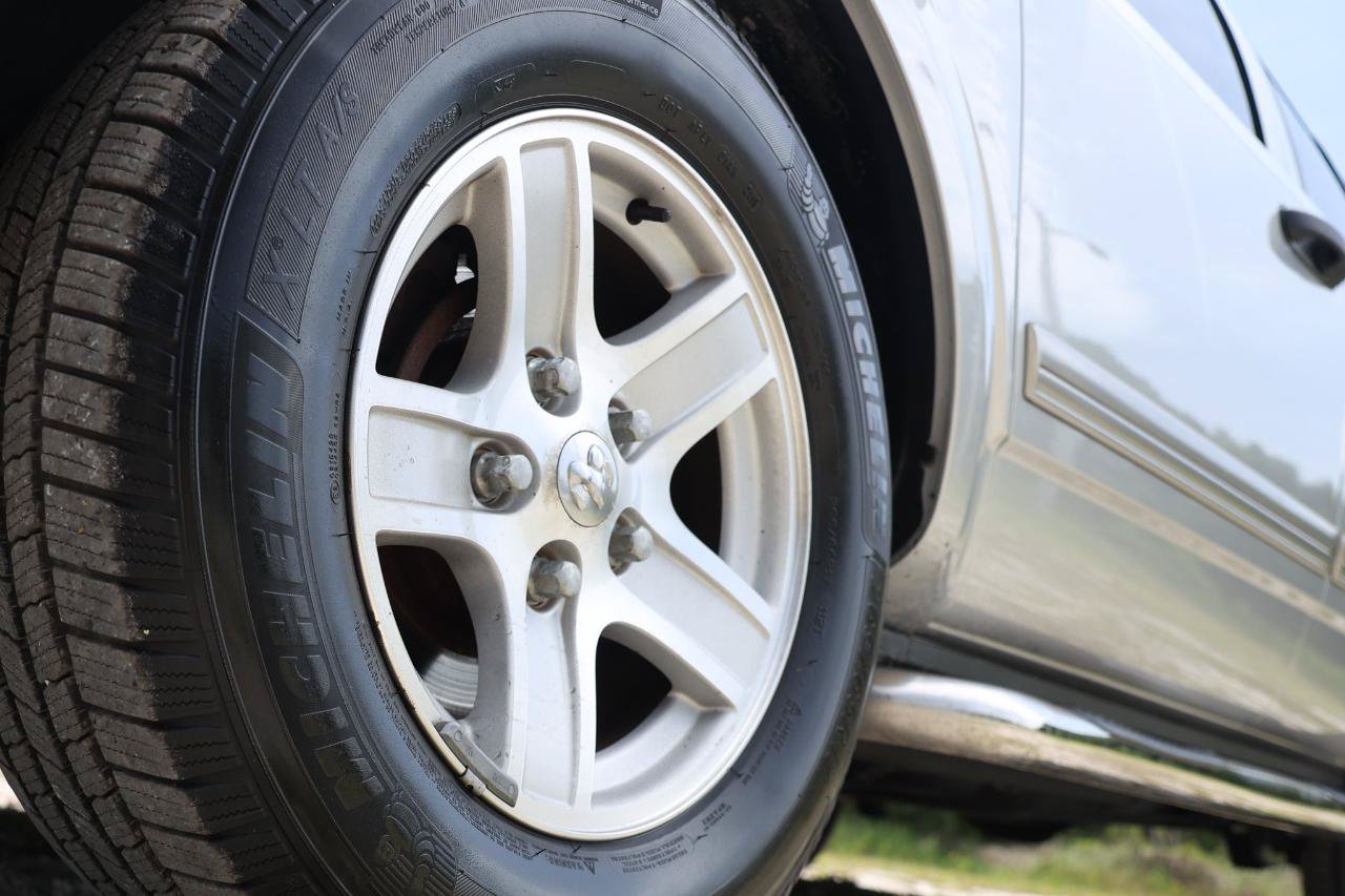 Used 2005 Dodge Durango SLT RWD image 29