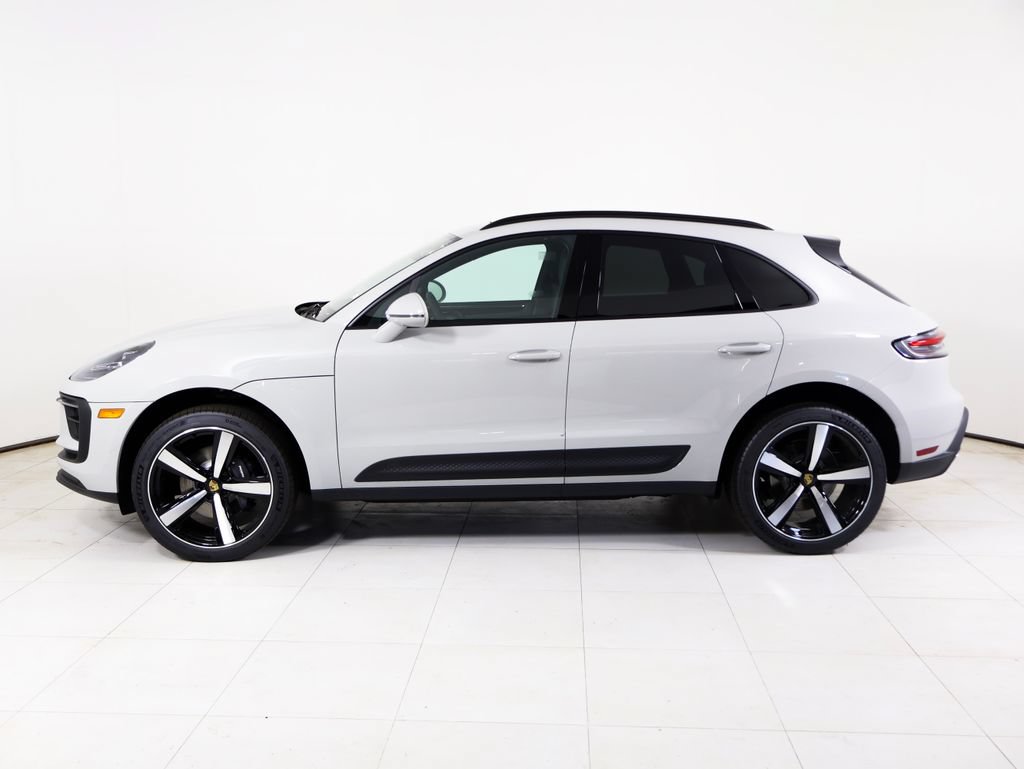 New 2026 Porsche Macan AWD/4WD image 2