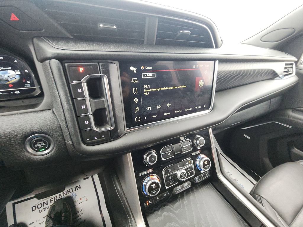 Used 2024 GMC Yukon XL Denali w/ Advanced Technology Package AWD/4WD image 16