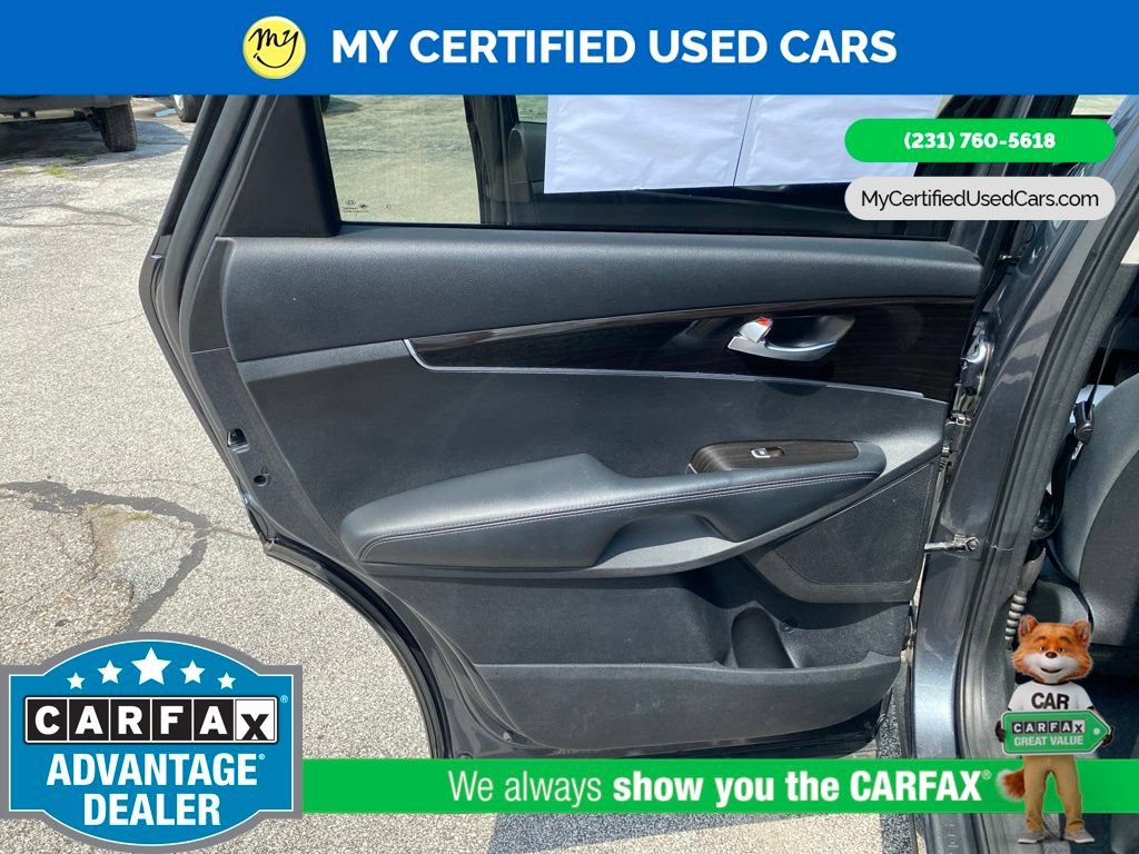 Used 2020 Kia Sorento AWD V6 image 17