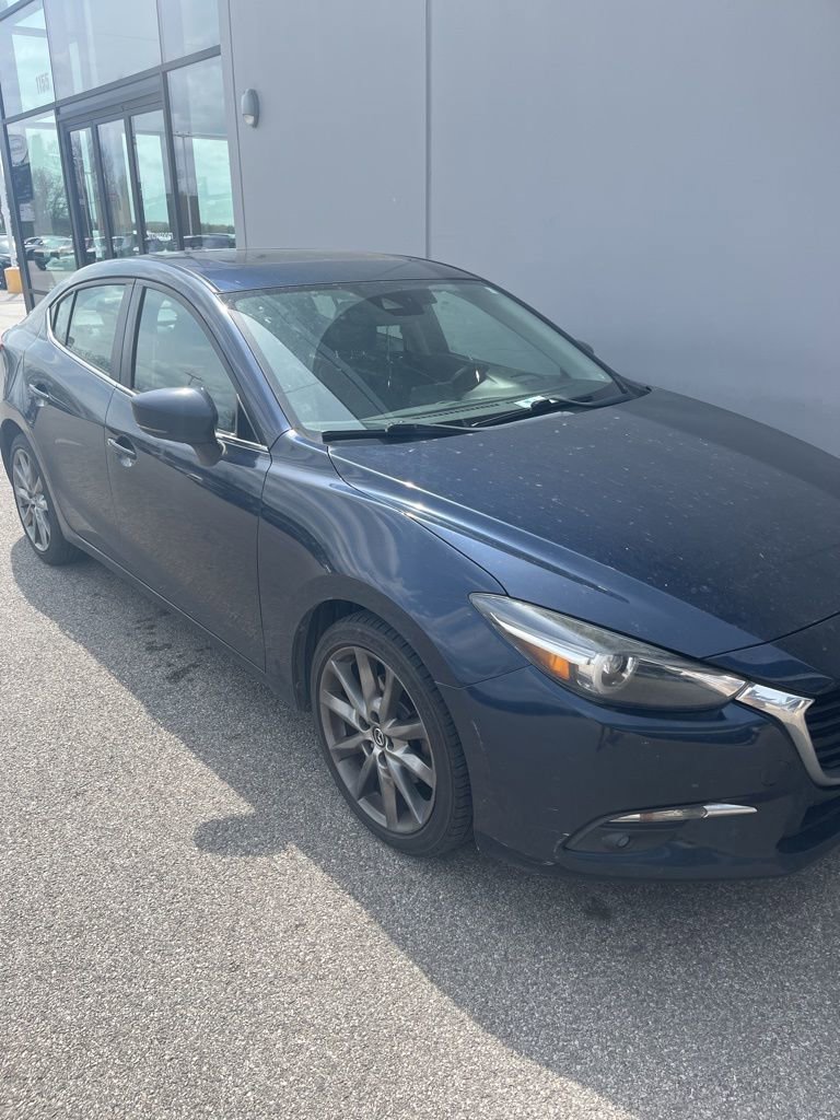 Used 2018 MAZDA MAZDA3 Grand Touring w/ Premium Equipment Package image 4