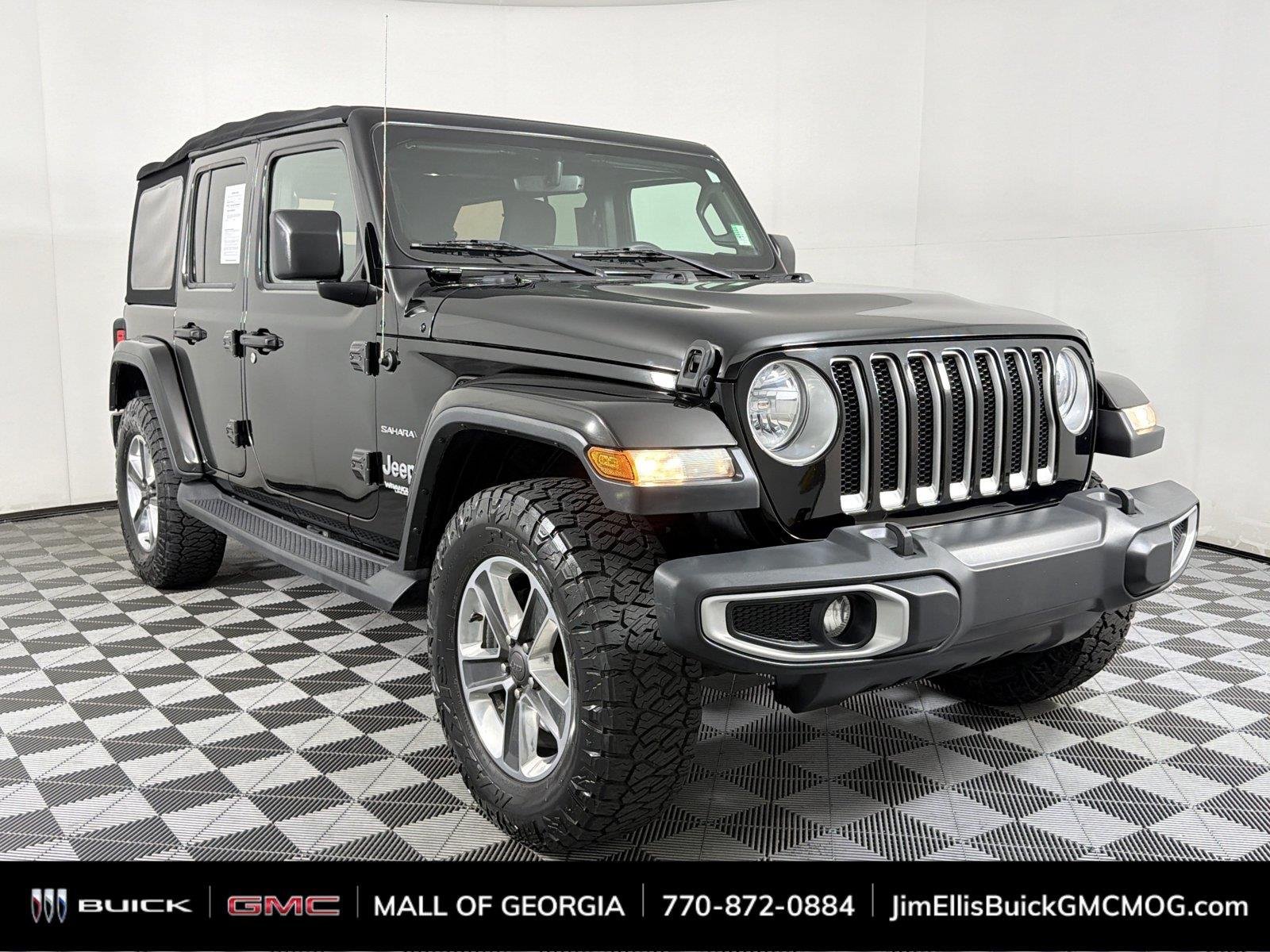 Used 2018 Jeep Wrangler Unlimited Sahara AWD/4WD image 1