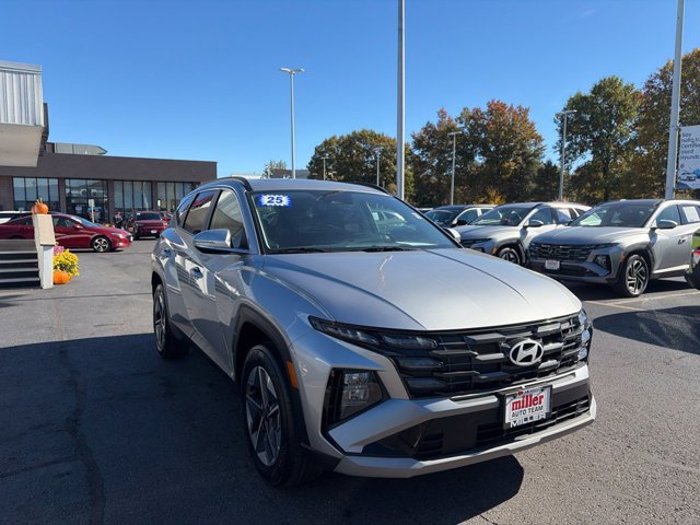 Used 2025 Hyundai Tucson SEL AWD/4WD image 2