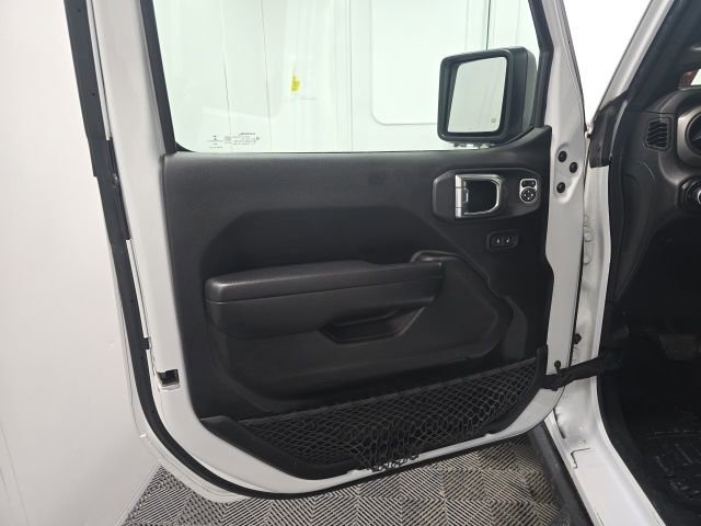 Used 2023 Jeep Gladiator Sport AWD/4WD image 22