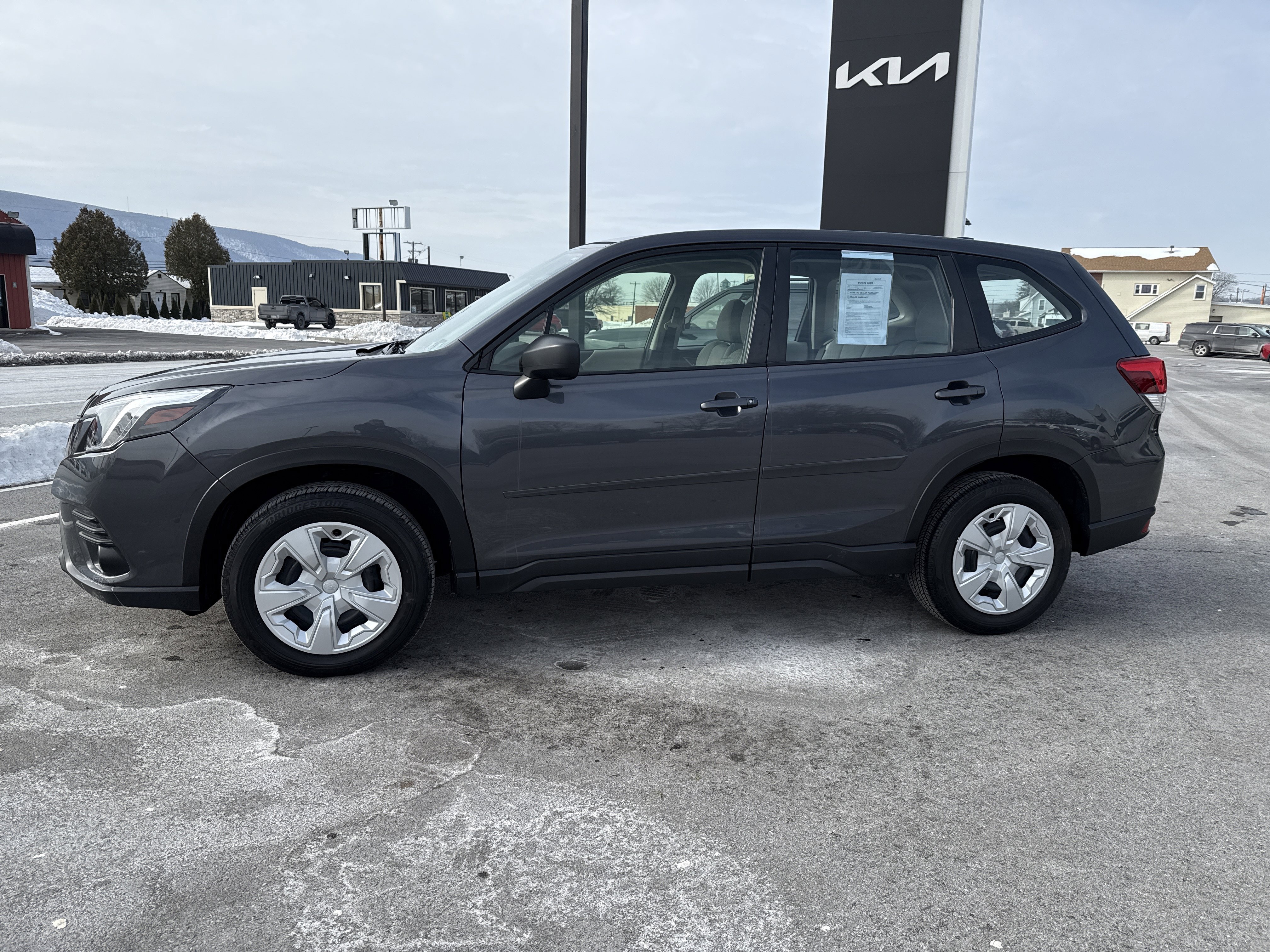 Used 2022 Subaru Forester image 7