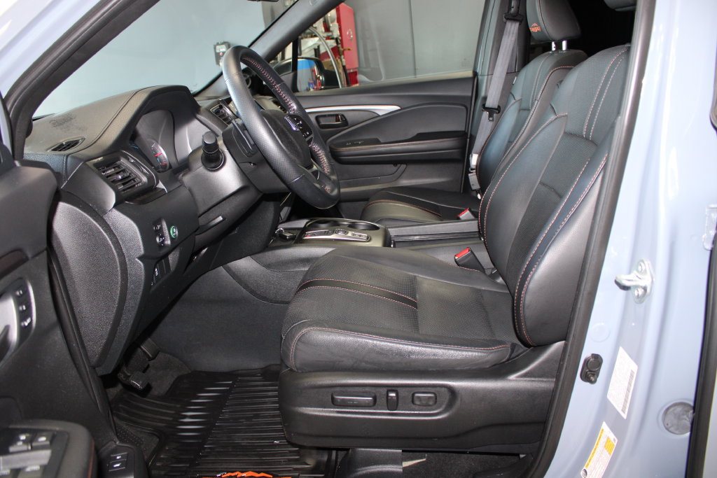 Used 2022 Honda Pilot TrailSport image 9