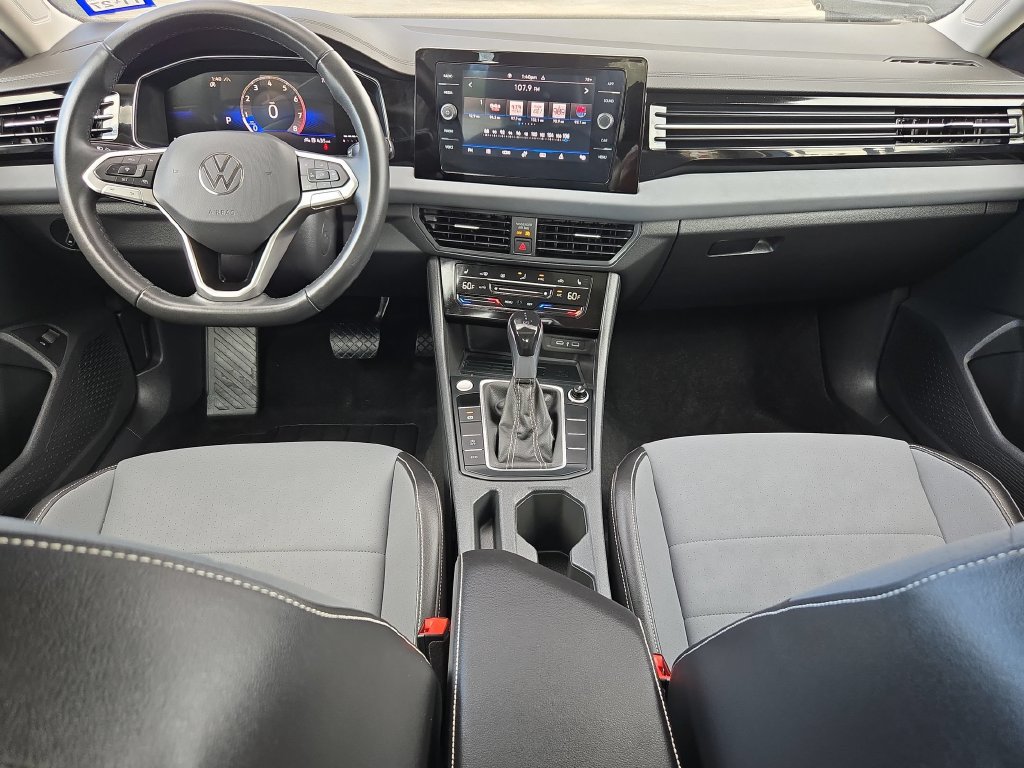 Used 2026 Volkswagen Jetta SE FWD image 26