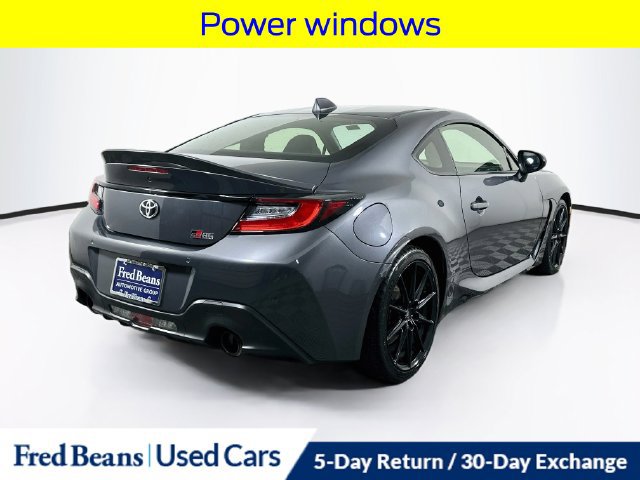 Used 2022 Toyota GR86 Premium RWD image 9