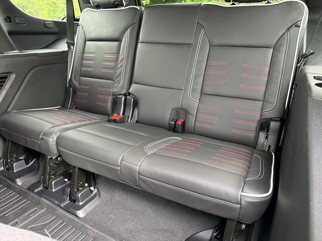 Used 2025 GMC Yukon AT4 Ultimate w/ LPO, Floor Liner Package AWD/4WD image 19