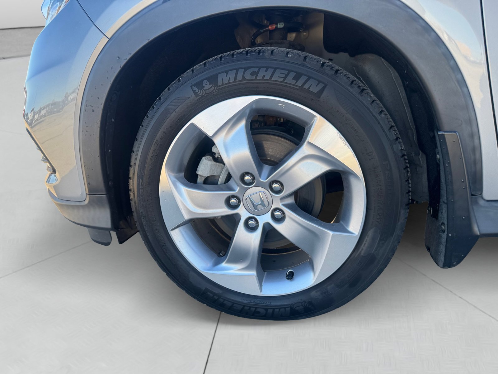 Used 2021 Honda HR-V LX image 14