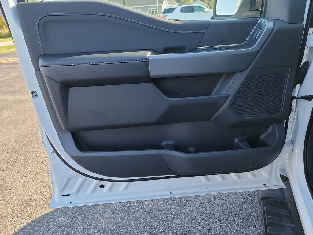 New 2025 Ford F150 XLT w/ Equipment Group 302A MID image 11