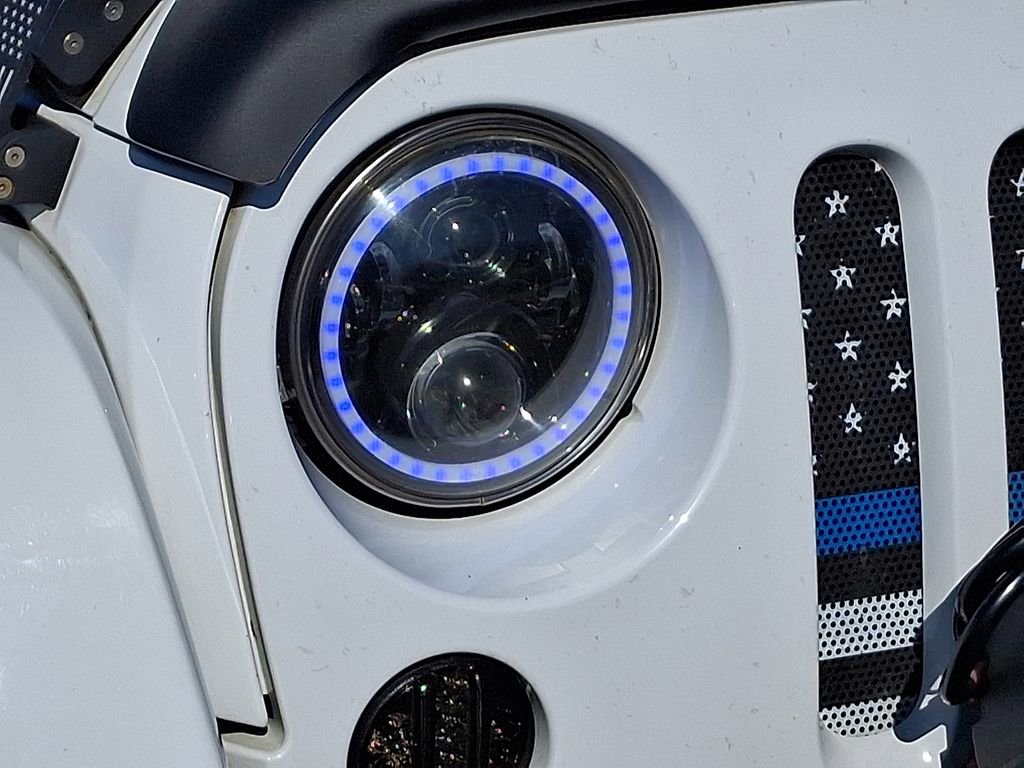 Used 2015 Jeep Wrangler Unlimited Sahara w/ Dual Top Group image 15