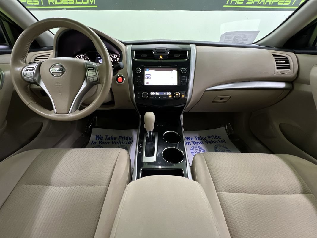 Used 2014 Nissan Altima 2.5 SV w/ Convenience Package FWD image 18