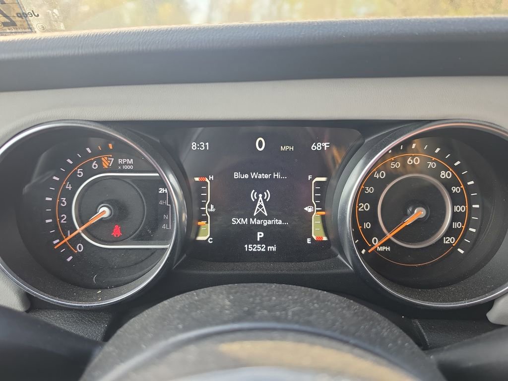 Used 2023 Jeep Gladiator Overland image 13