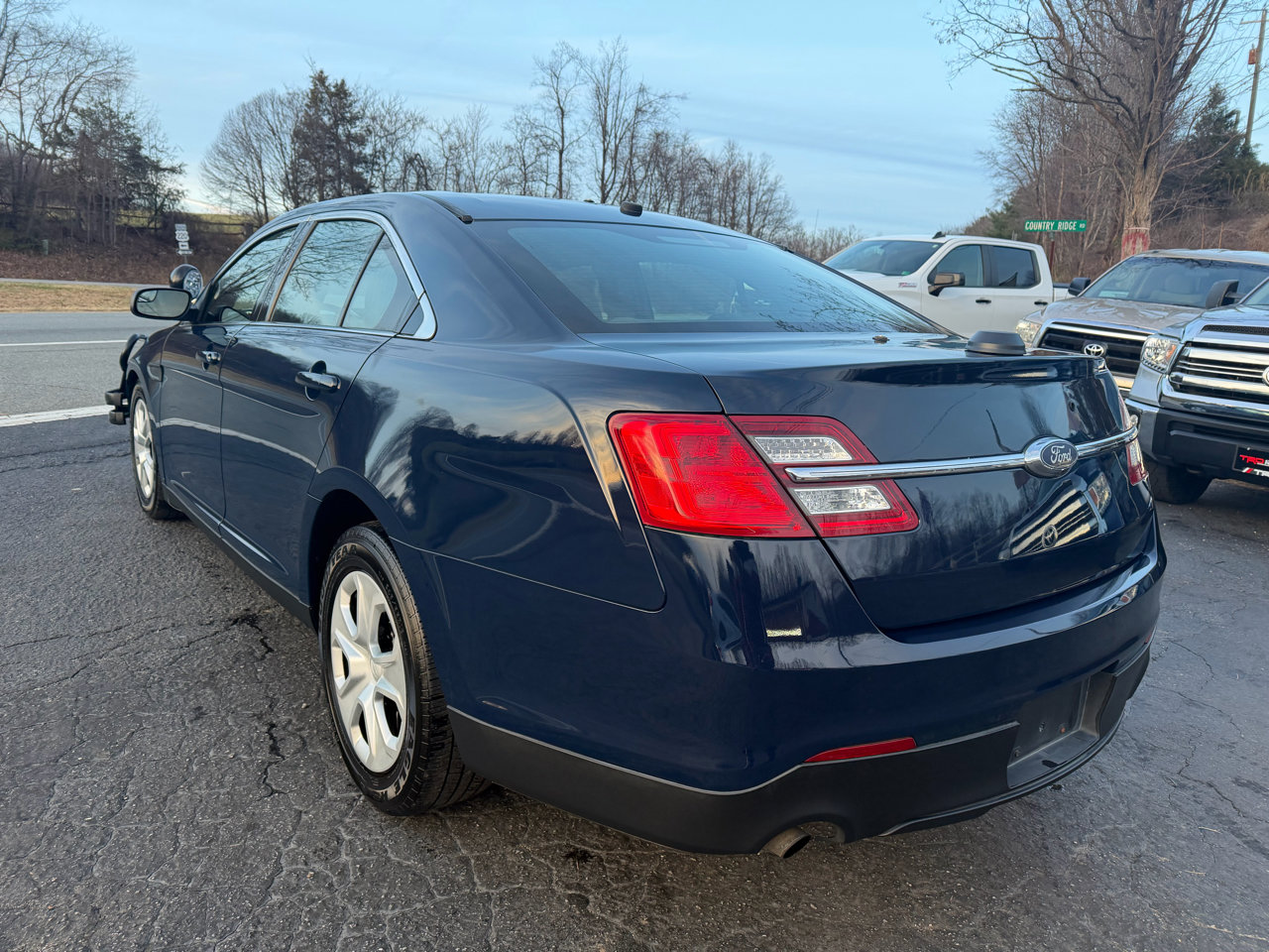 Used 2017 Ford Taurus Police Interceptor AWD image 5