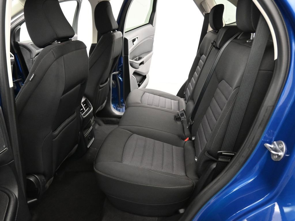 Used 2024 Ford Edge SE AWD/4WD image 12