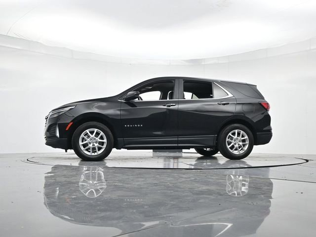 Used 2024 Chevrolet Equinox LT image 36