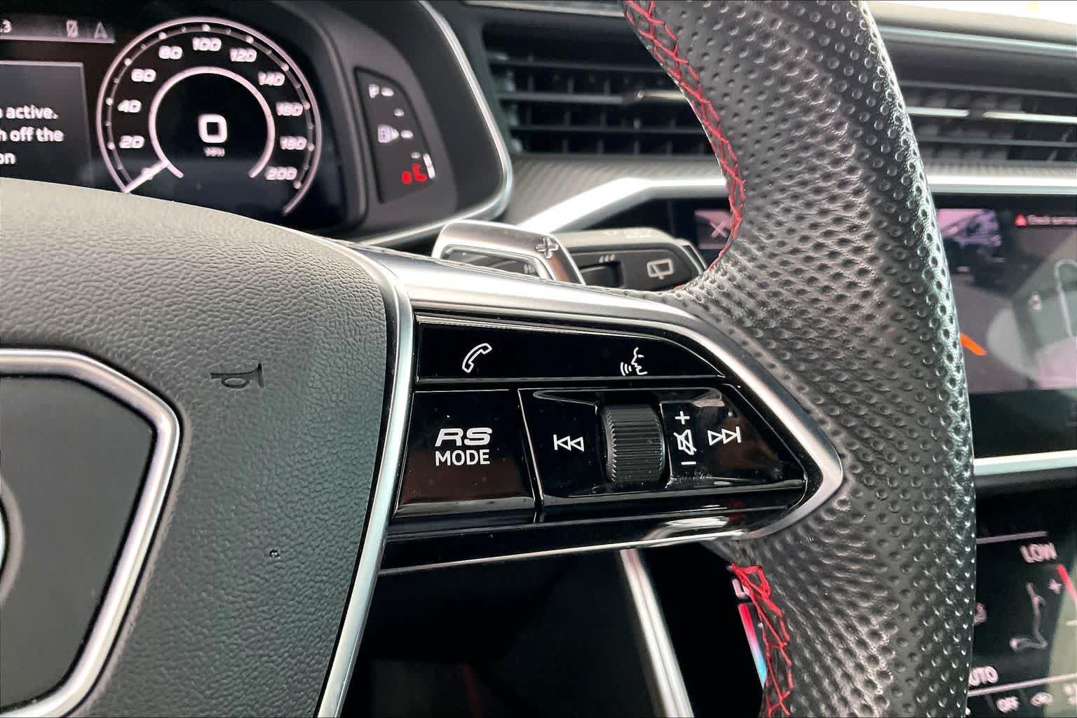 Used 2021 Audi RS 6 AWD/4WD image 24