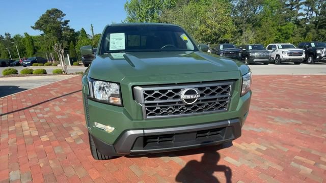 Used 2022 Nissan Frontier SV RWD image 4