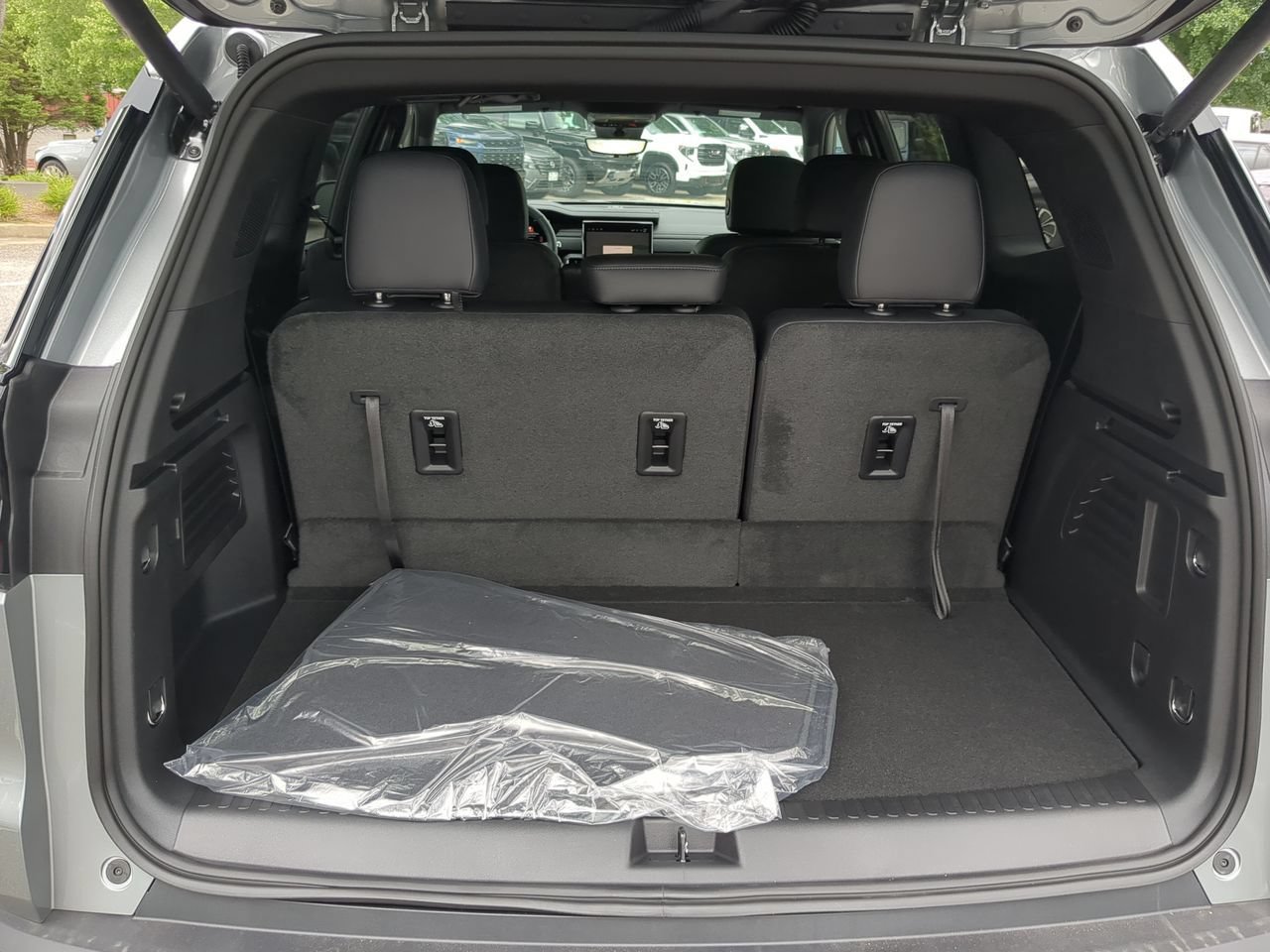 New 2026 GMC Acadia Elevation w/ Black Edition FWD image 27