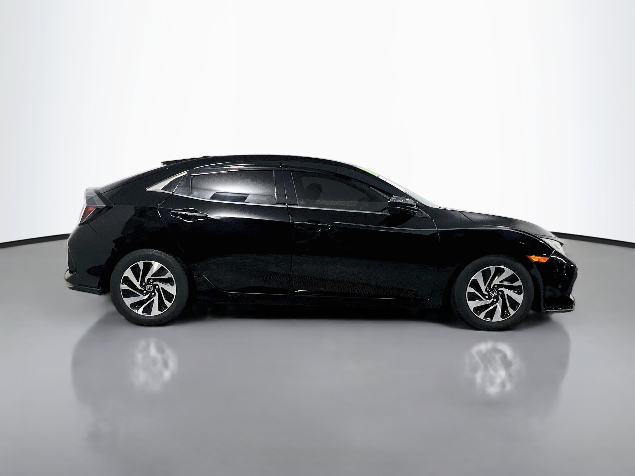 Used 2018 Honda Civic LX image 3