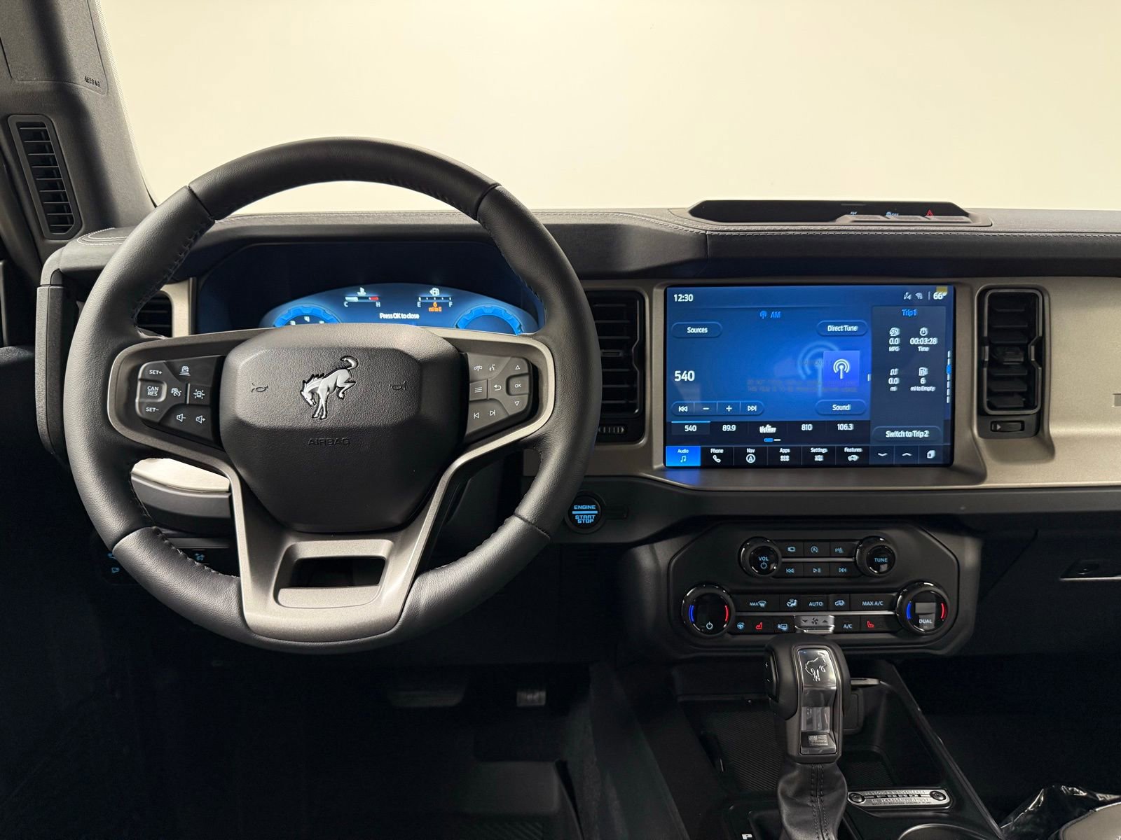 New 2025 Ford Bronco Outer Banks image 23