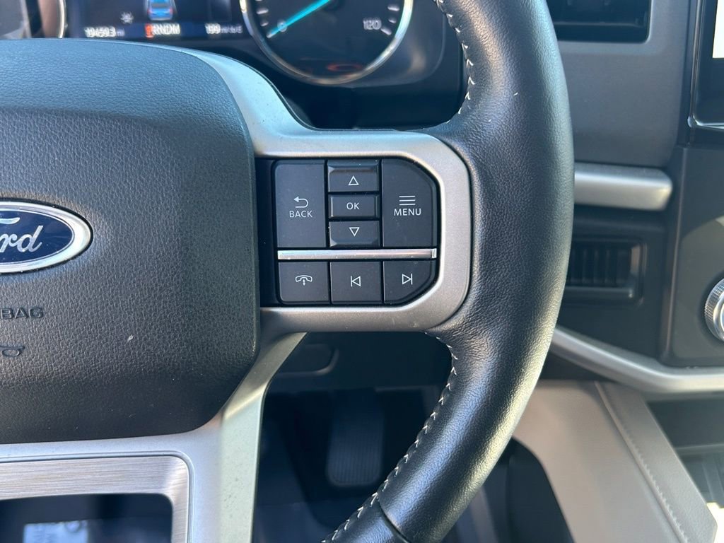 Used 2022 Ford Expedition XLT image 39