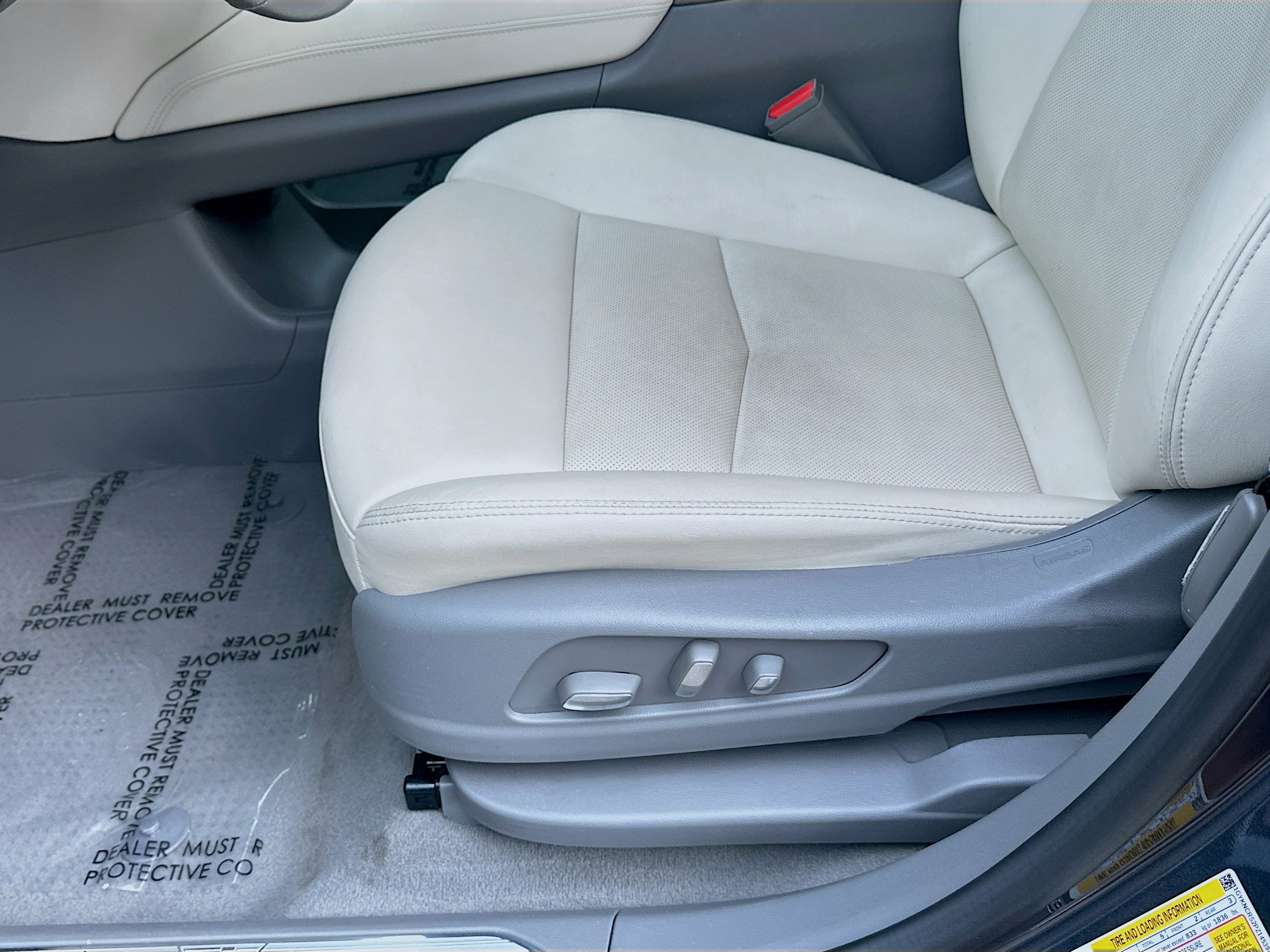 Used 2023 Cadillac XT5 Premium Luxury FWD image 17