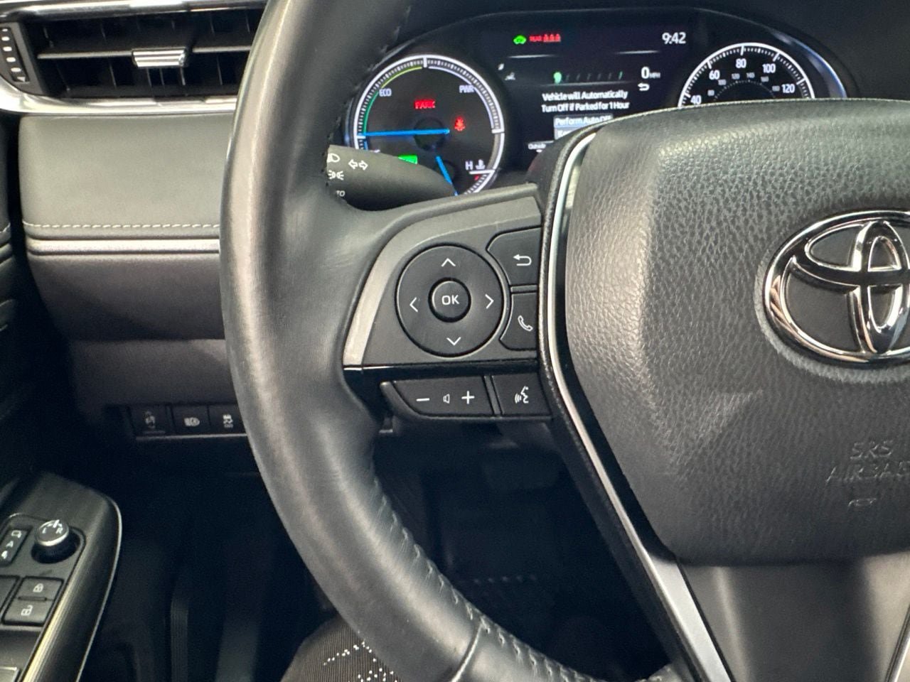 Used 2022 Toyota Venza XLE AWD/4WD image 19