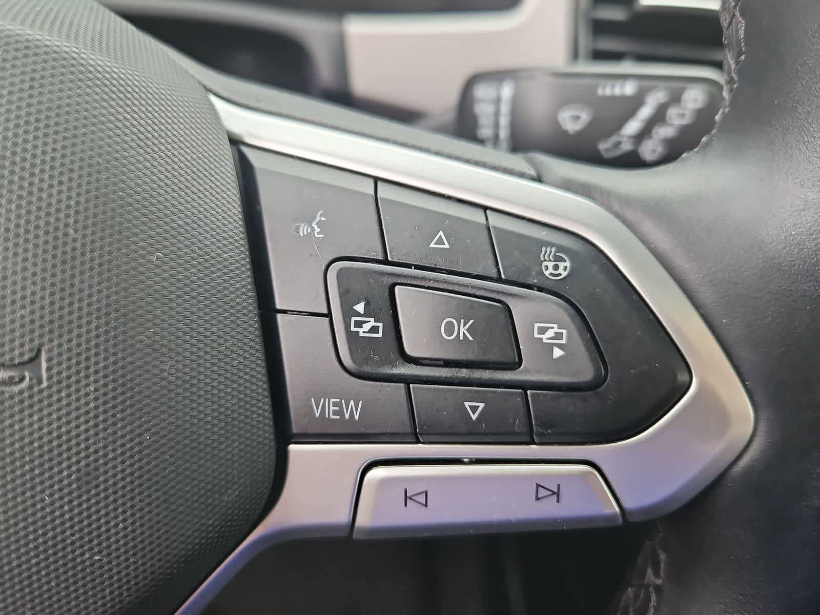 Used 2021 Volkswagen Atlas SEL Premium image 24