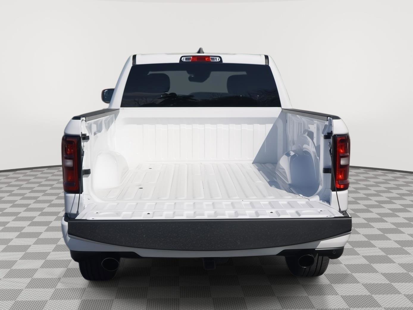 New 2026 RAM 1500 Big Horn w/ Night Edition AWD/4WD image 7