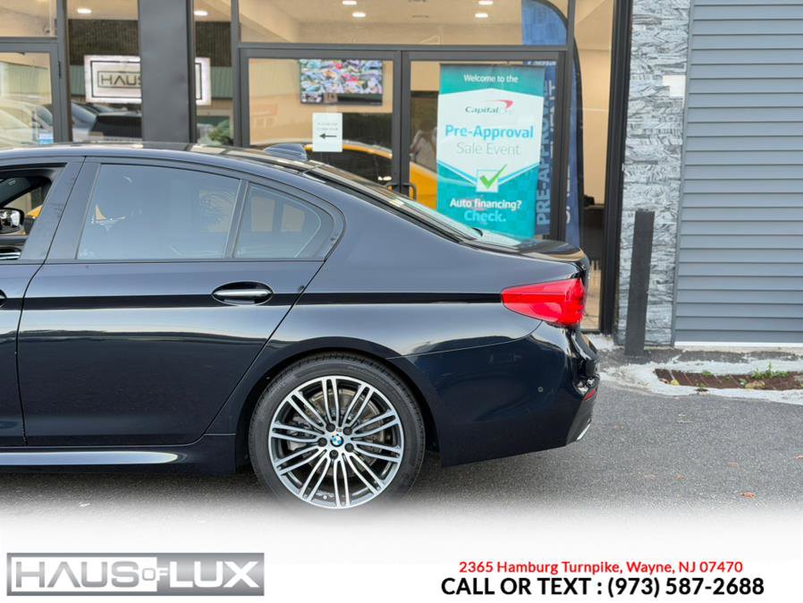 Used 2018 BMW 530i xDrive w/ M Sport Package image 9