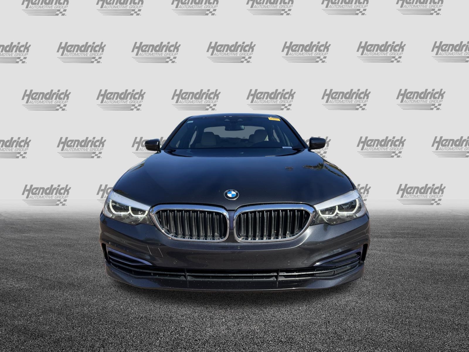 Used 2020 BMW 530i xDrive image 3