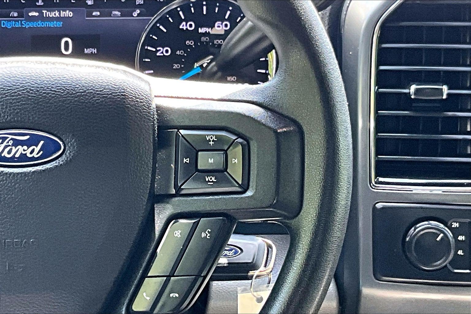 Certified 2020 Ford F450 XLT w/ XLT Premium Package AWD/4WD image 21