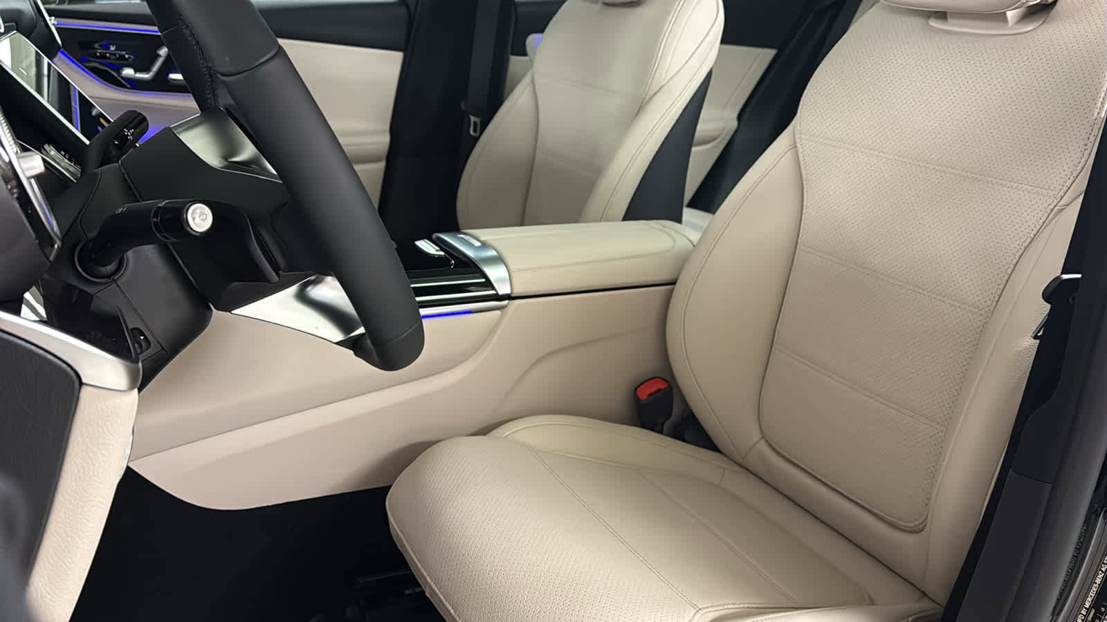 New 2026 Mercedes-Benz GLC 300 4MATIC image 27