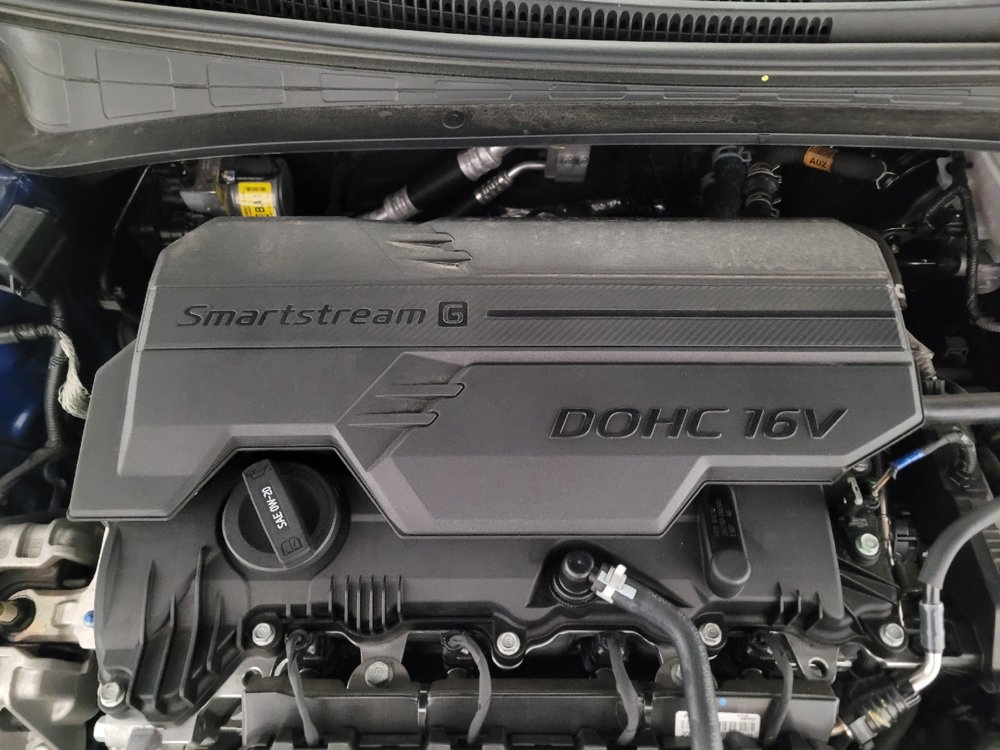 Used 2025 Hyundai Elantra Sport FWD image 30