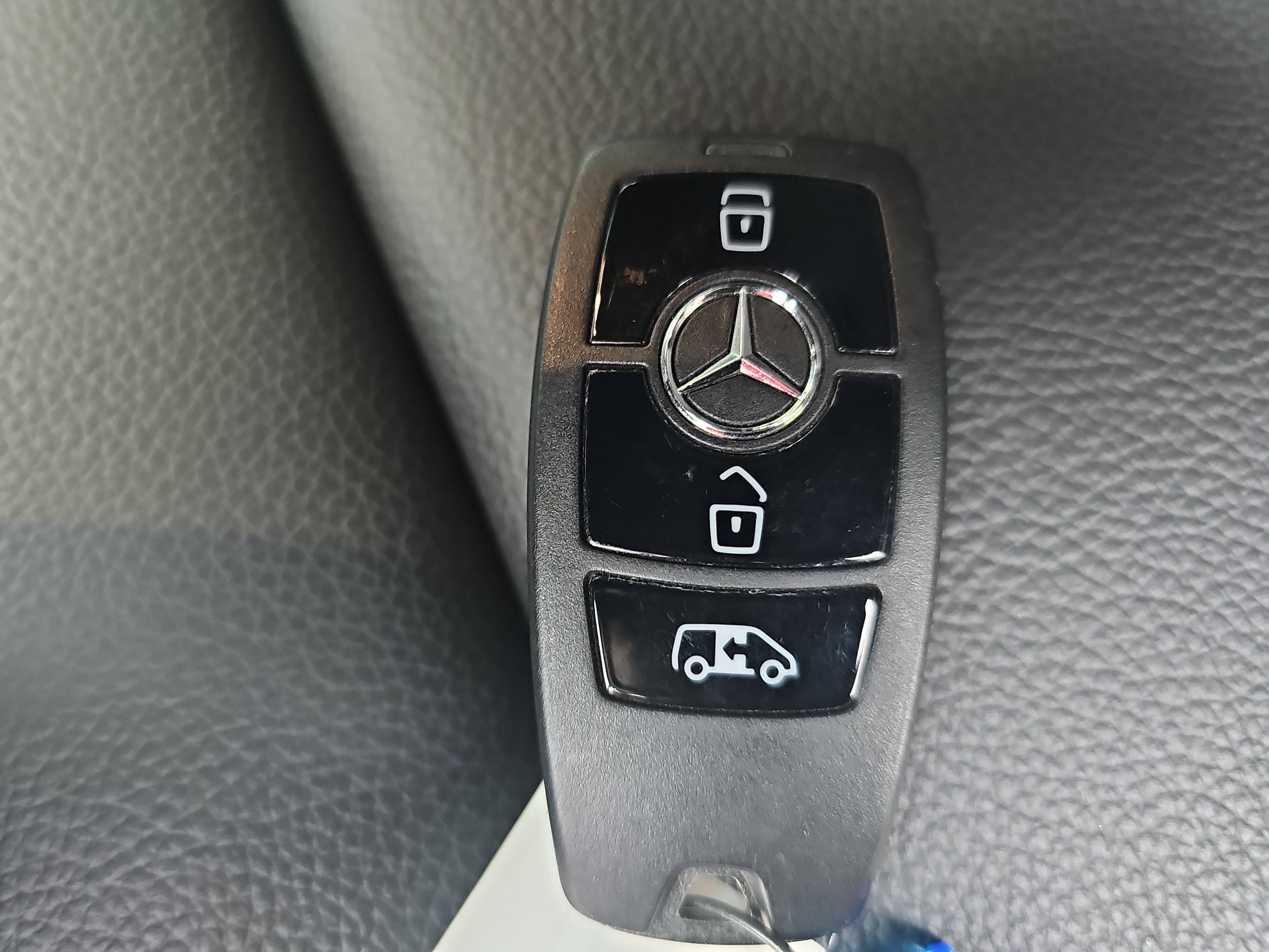Used 2025 Mercedes-Benz Sprinter 3500 image 31